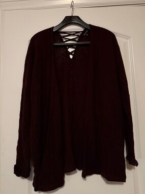 Pink Clover Ladies size XL Open-Front Cardigan with Crisscross Back in Burgundy.